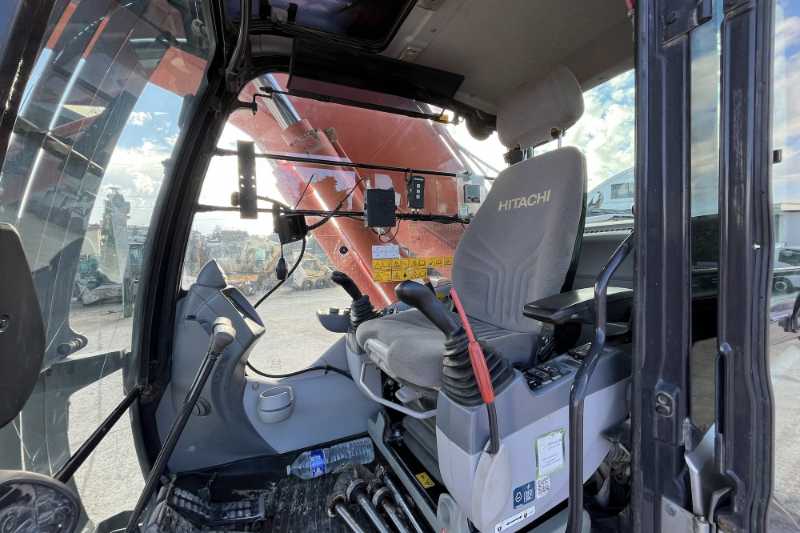 OmecoHub - Immagine HITACHI ZX300LCN-6